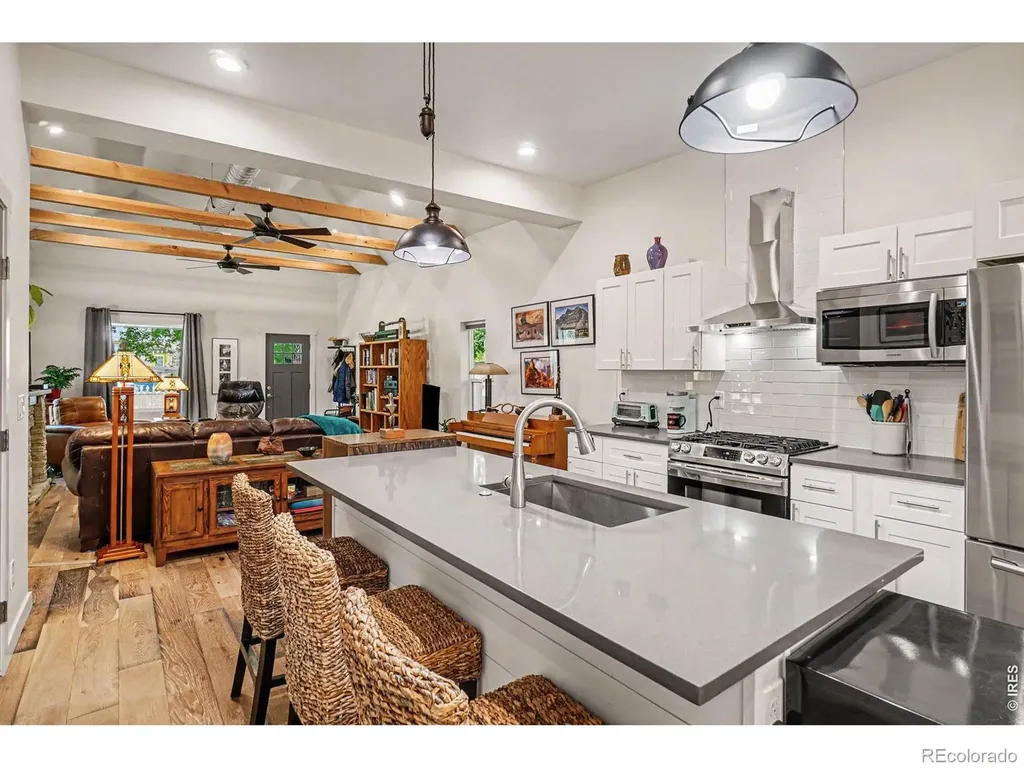 135 S Washington Avenue Loveland CO 80537