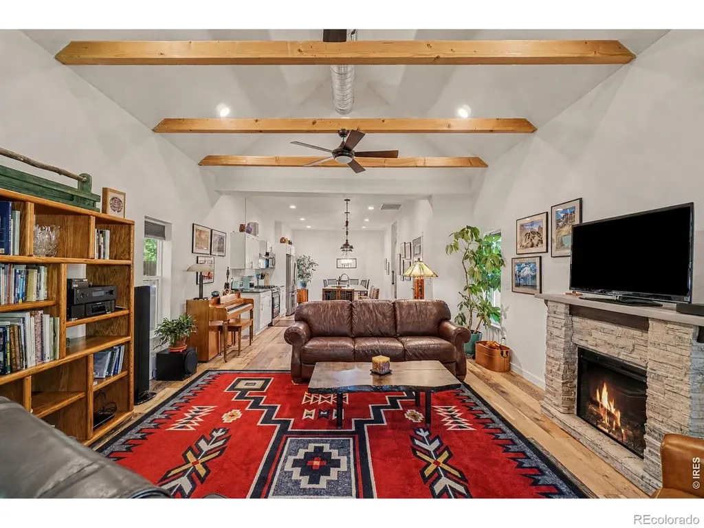 135 S Washington Avenue Loveland CO 80537