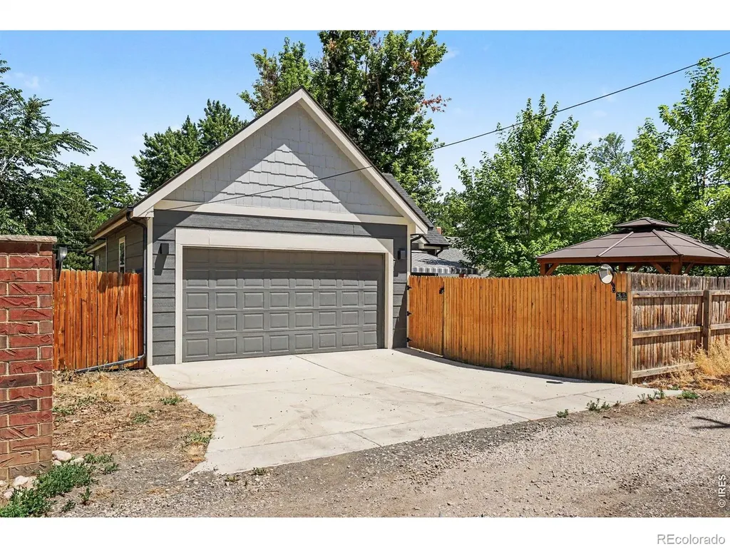 135 S Washington Avenue Loveland CO 80537