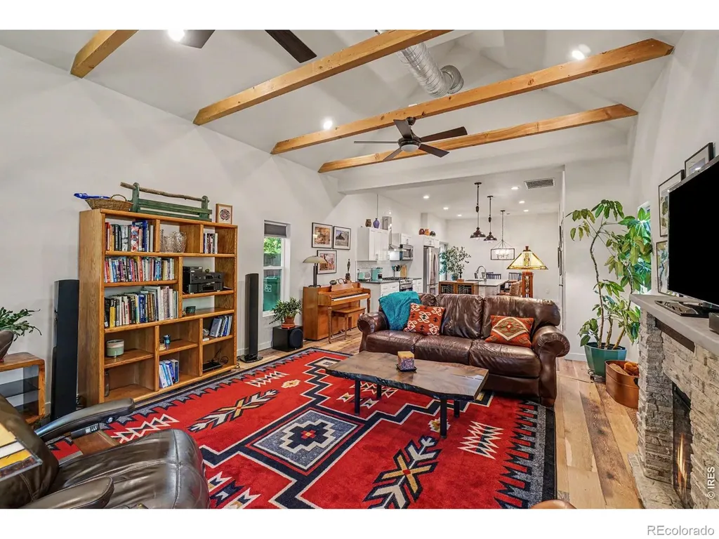 135 S Washington Avenue Loveland CO 80537