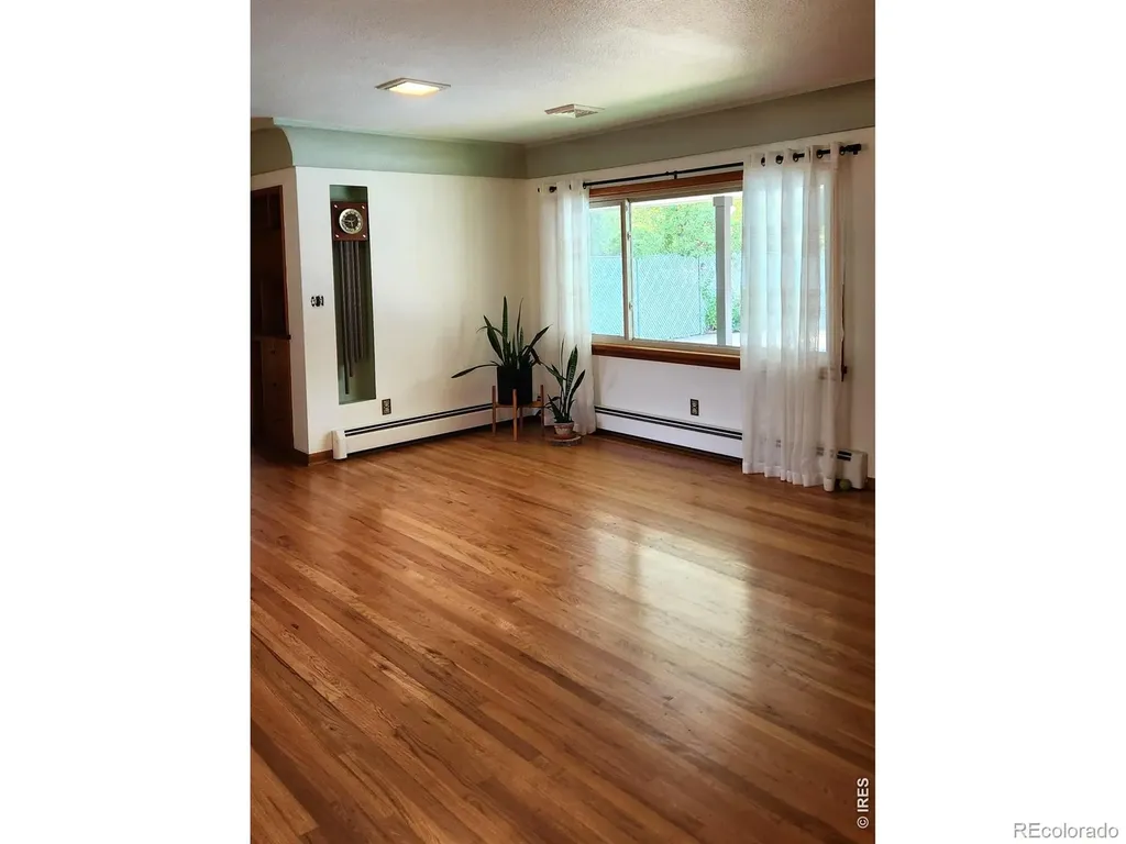 441 W 11th Street Loveland CO 80537