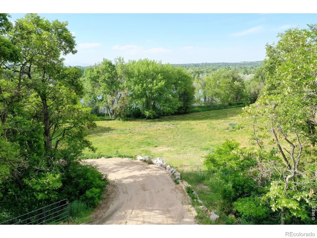 6903 Valmont Road Boulder CO 80301