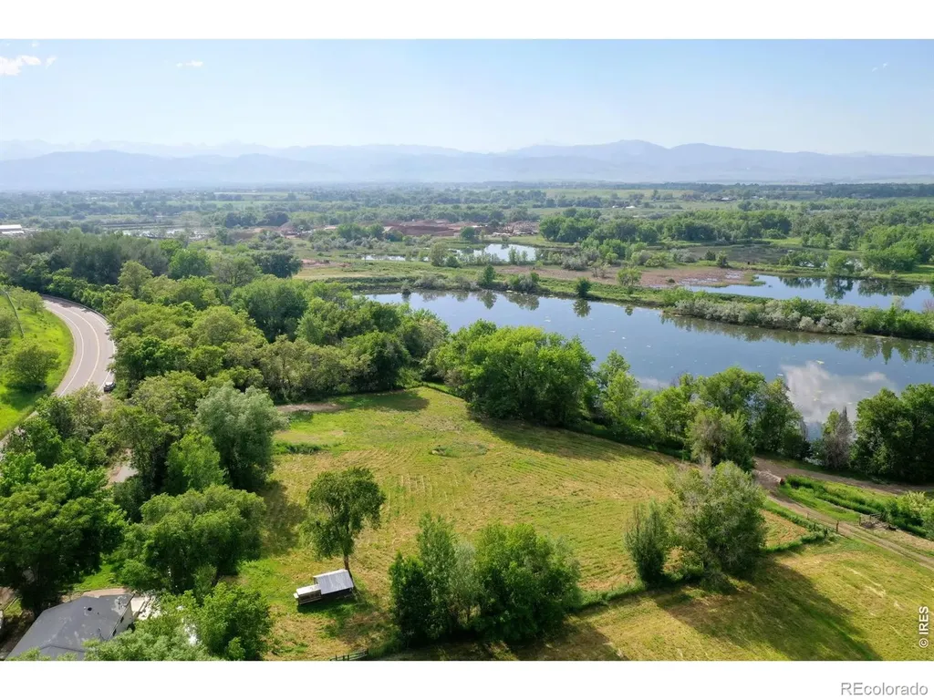 6903 Valmont Road Boulder CO 80301