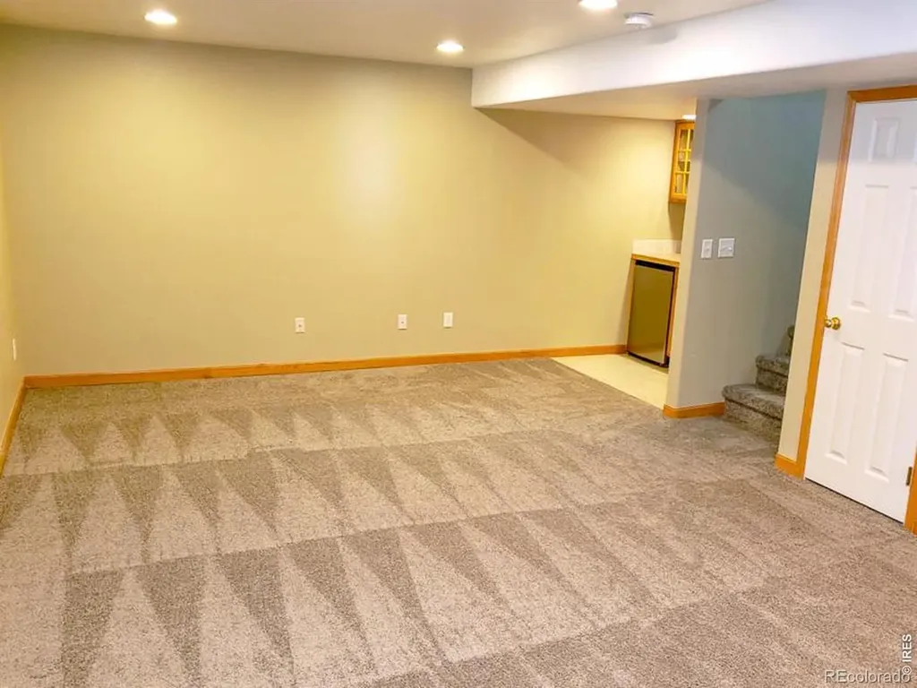 985 Winona Circle Loveland CO 80537