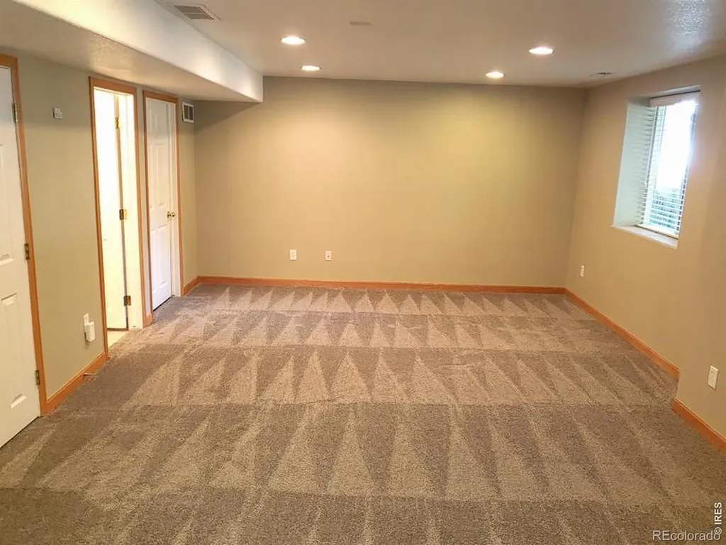 985 Winona Circle Loveland CO 80537