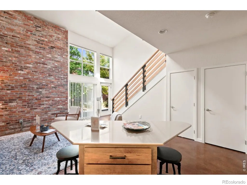 3033 Blake Street Denver CO 80205