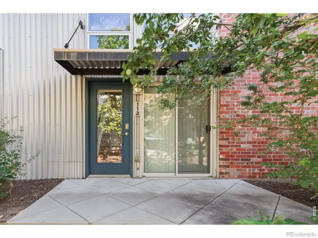 3033 Blake Street Denver CO 80205