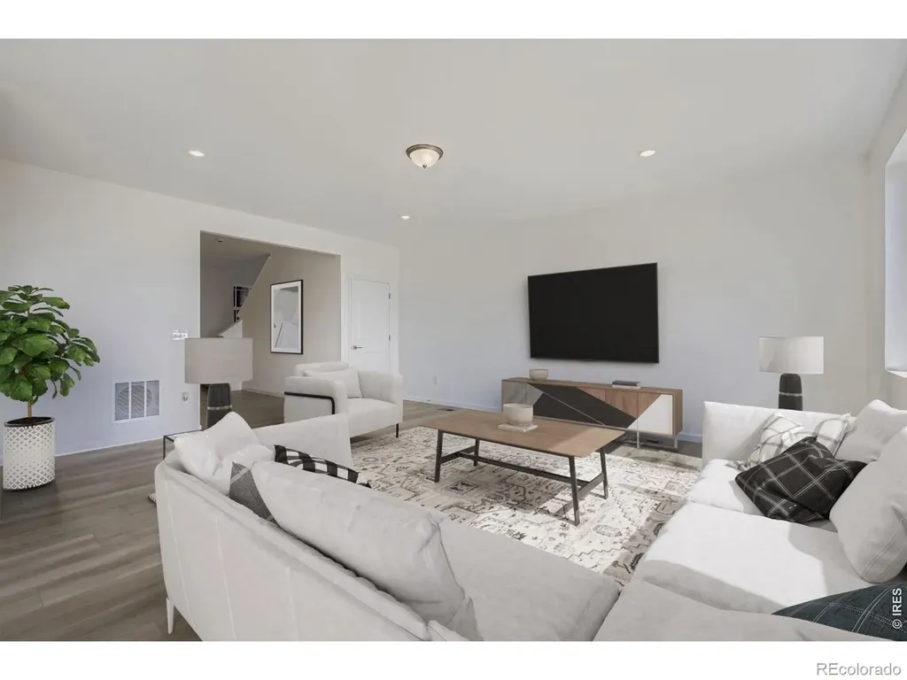 7334 White River Street Frederick CO 80530