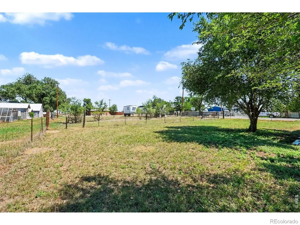 24005 Highway 39 Weldona CO 80653