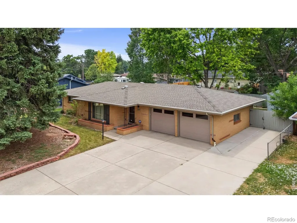 1607 Agate Court Loveland CO 80538