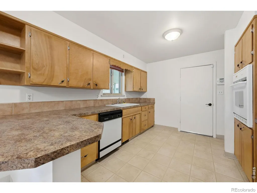 1607 Agate Court Loveland CO 80538