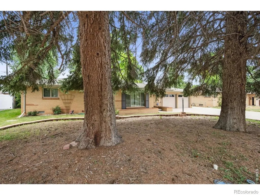 1607 Agate Court Loveland CO 80538