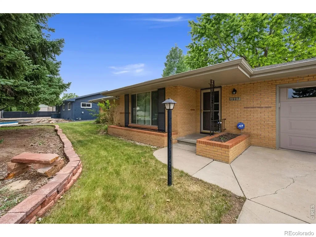 1607 Agate Court Loveland CO 80538