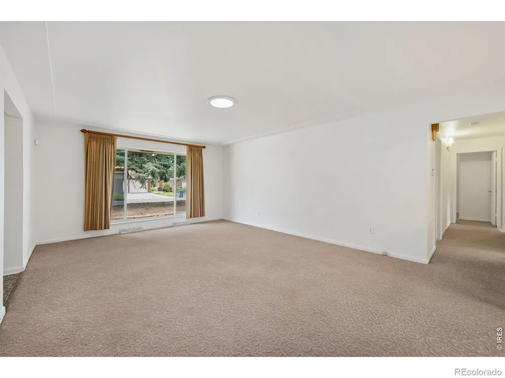 1607 Agate Court Loveland CO 80538
