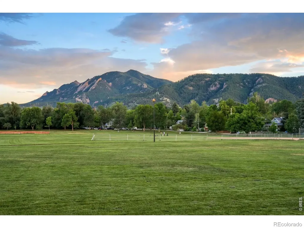 3132 8th Street Boulder CO 80304