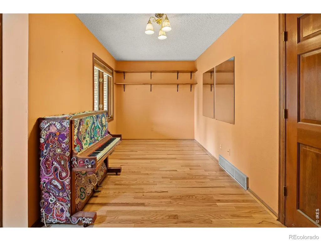 3300 Carlton Avenue Fort Collins CO 80525