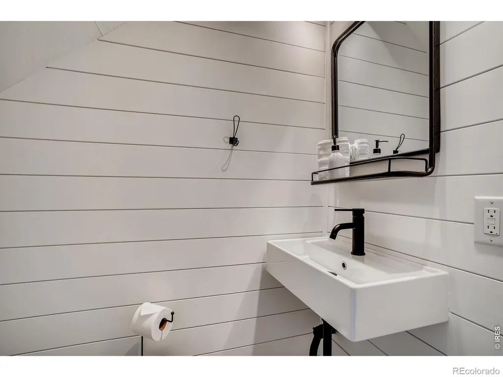 5280 Garrison Street Arvada CO 80002