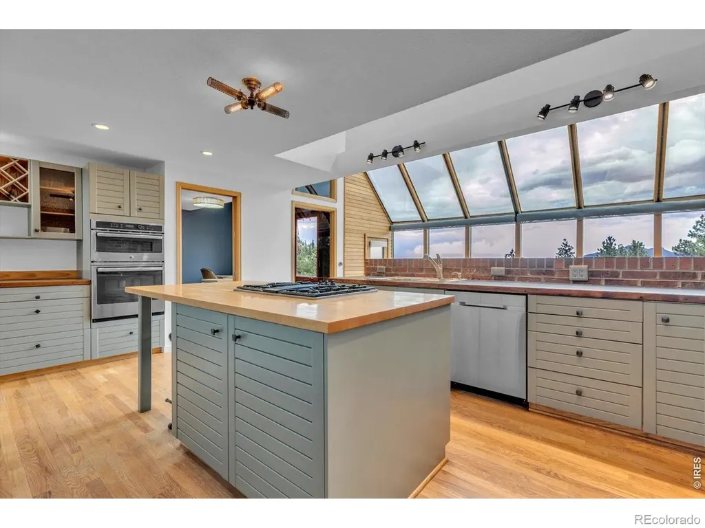 1197 Weaver Drive Boulder CO 80302