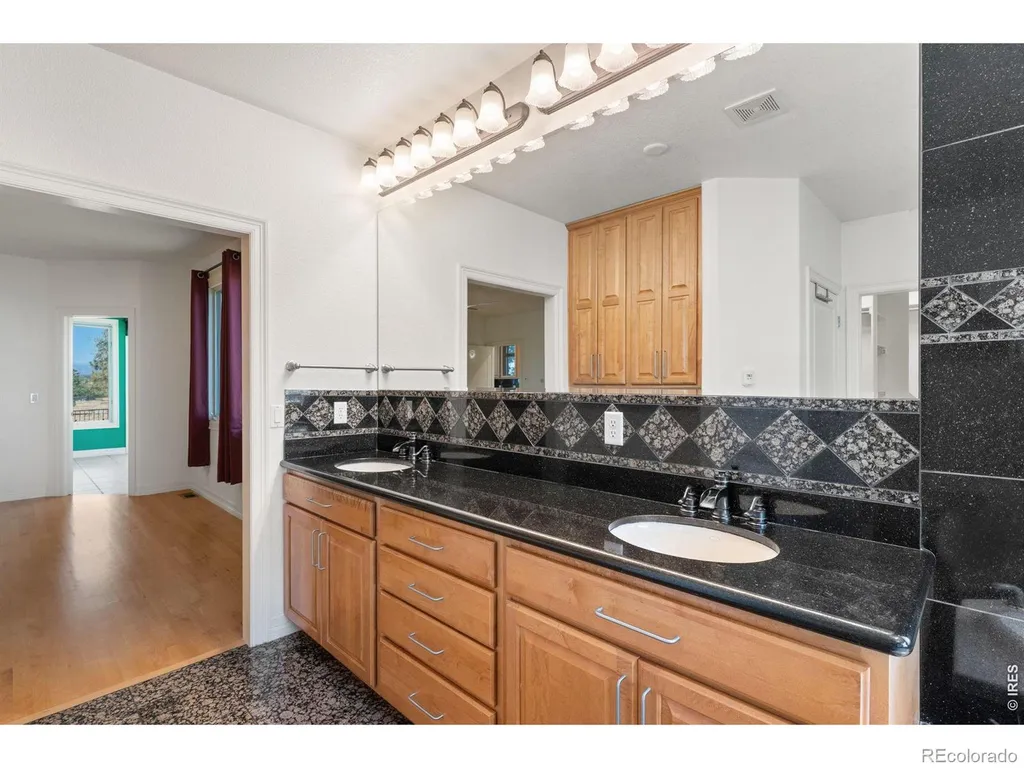 977 Thorncreek Court Thornton CO 80241