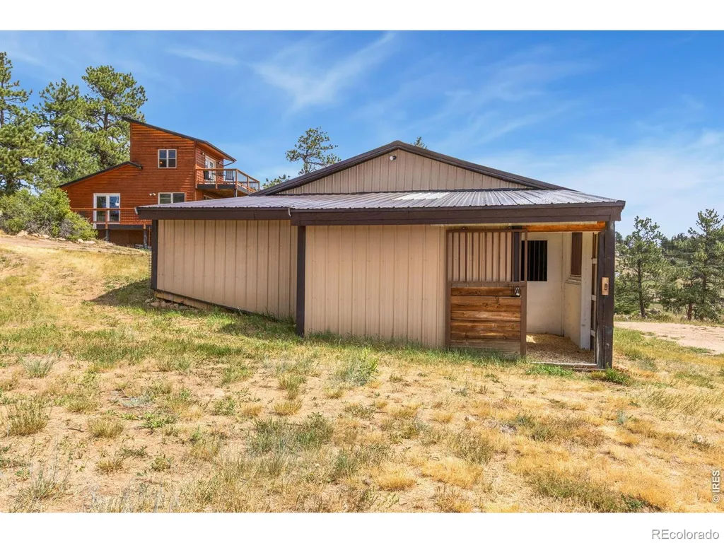 569 Gordon Court Livermore CO 80536