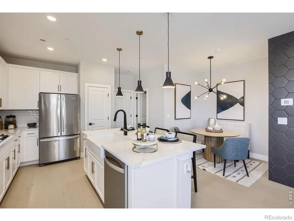 2841 Bear Springs Circle Longmont CO 80503