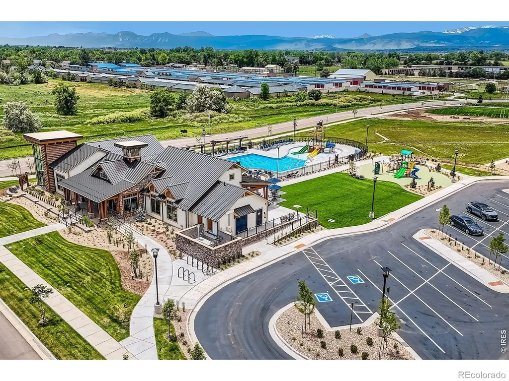 2841 Bear Springs Circle Longmont CO 80503
