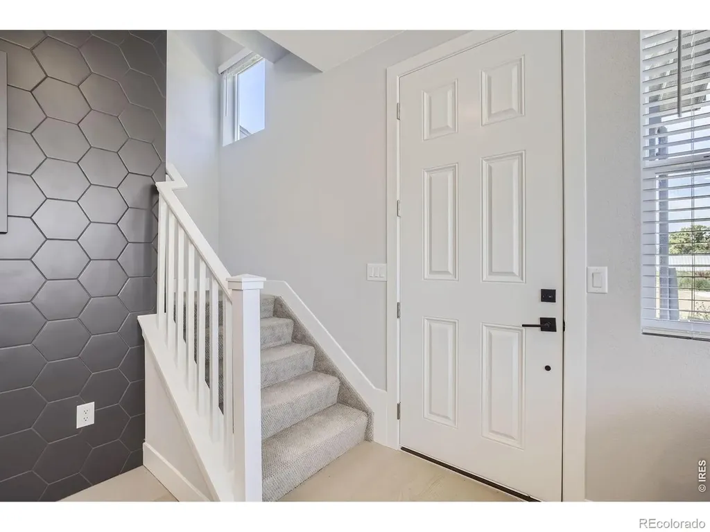 2841 Bear Springs Circle Longmont CO 80503