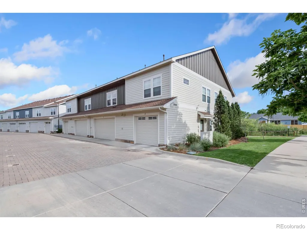 3848 Manhattan Avenue Fort Collins CO 80526