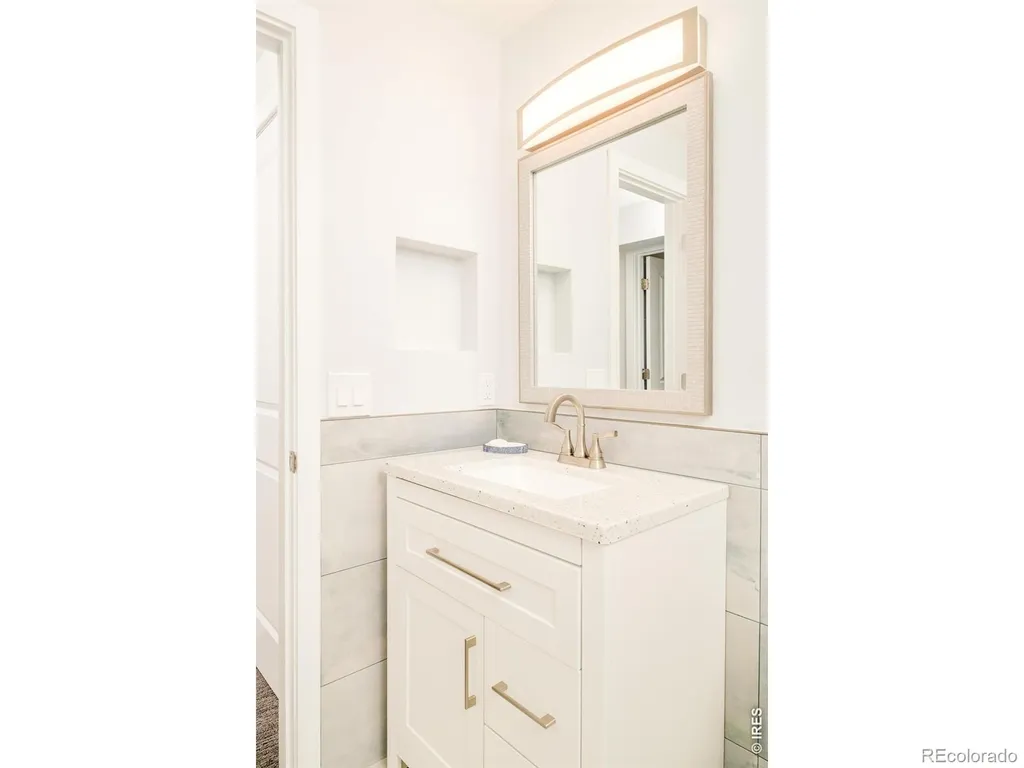 3958 Promontory Court Boulder CO 80304