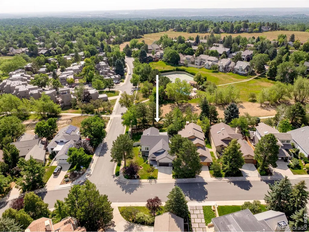 3958 Promontory Court Boulder CO 80304