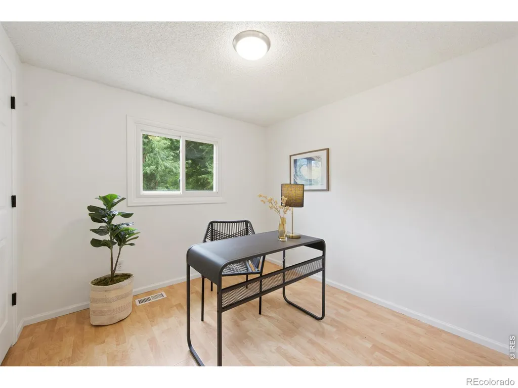 278 E 42nd Street Loveland CO 80538