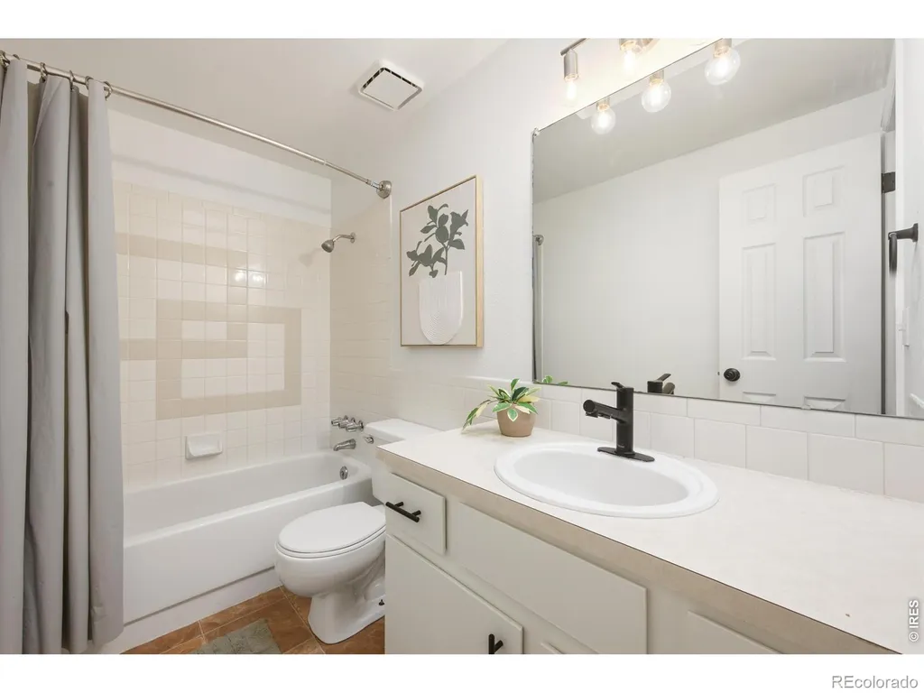 278 E 42nd Street Loveland CO 80538