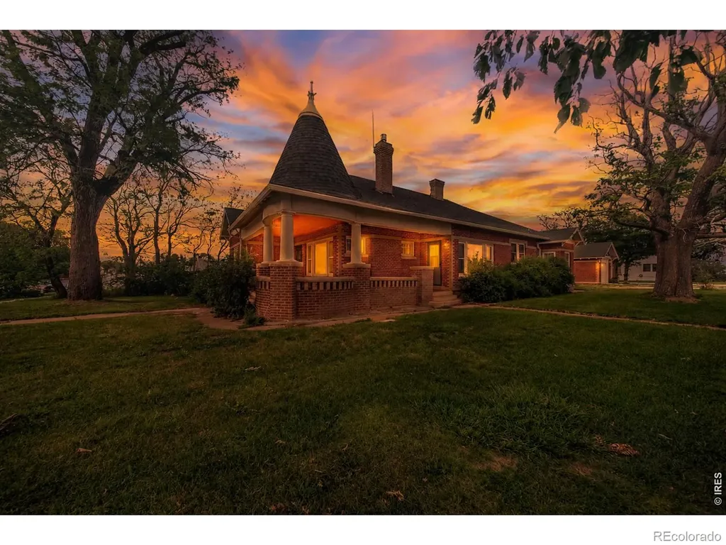 102 Cedar Avenue Akron CO 80720