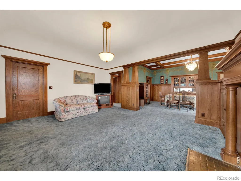 102 Cedar Avenue Akron CO 80720