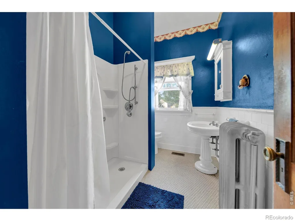102 Cedar Avenue Akron CO 80720