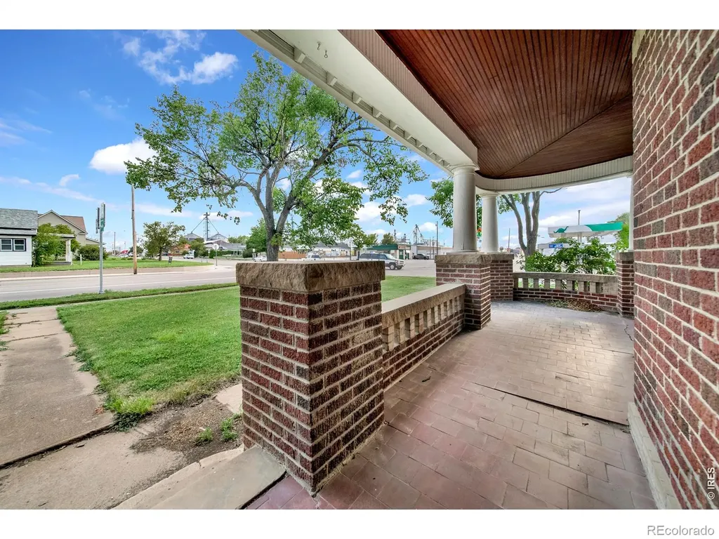 102 Cedar Avenue Akron CO 80720