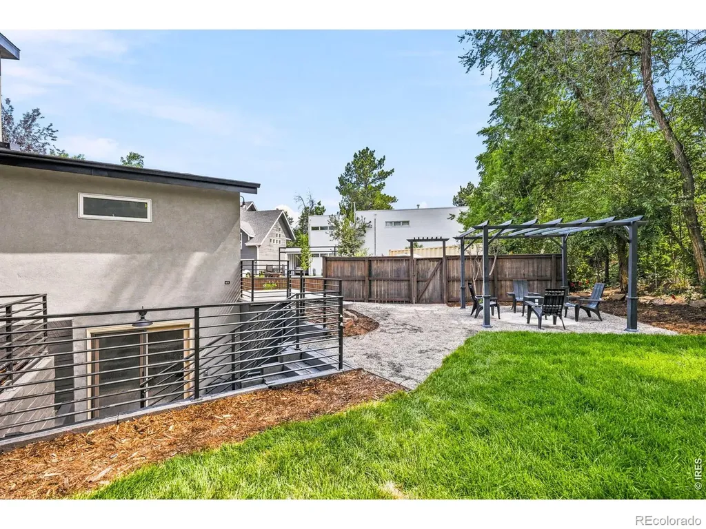 1475 Oak Place Boulder CO 80304