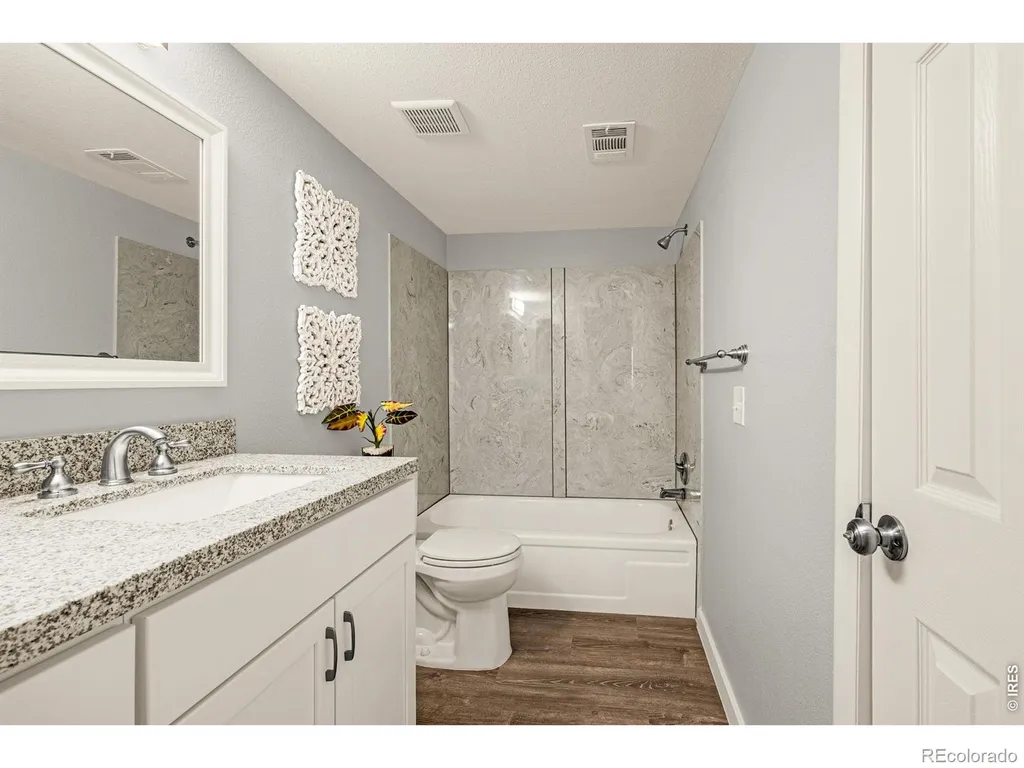 3872 S Fraser Street Aurora CO 80014