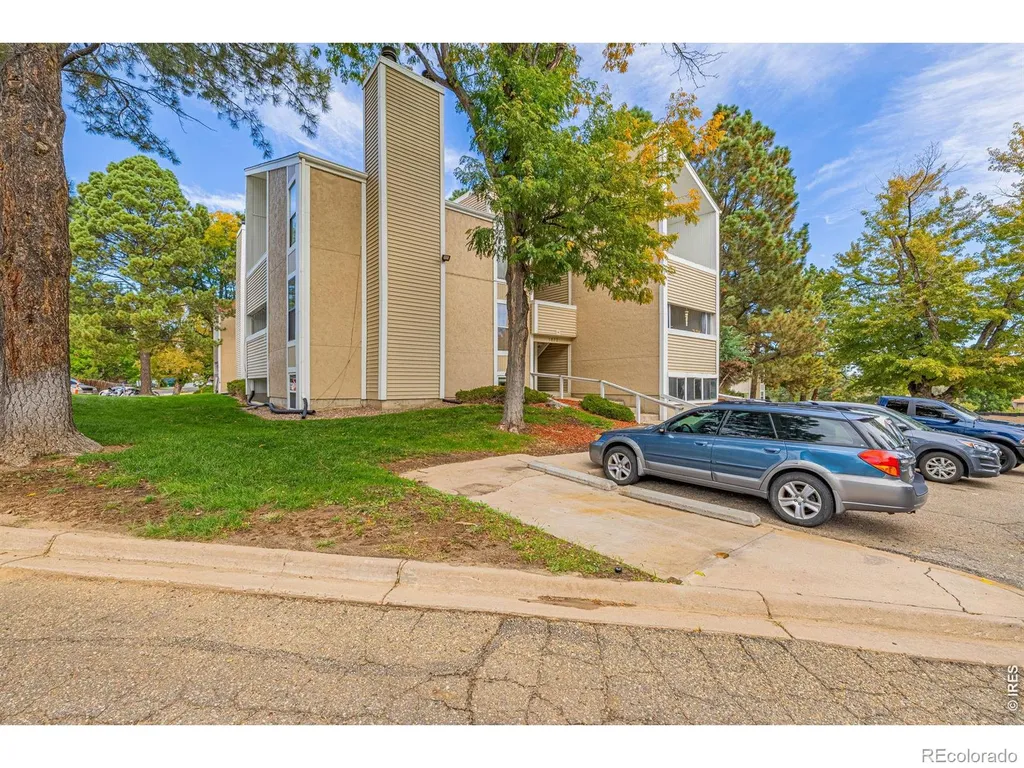 3872 S Fraser Street Aurora CO 80014