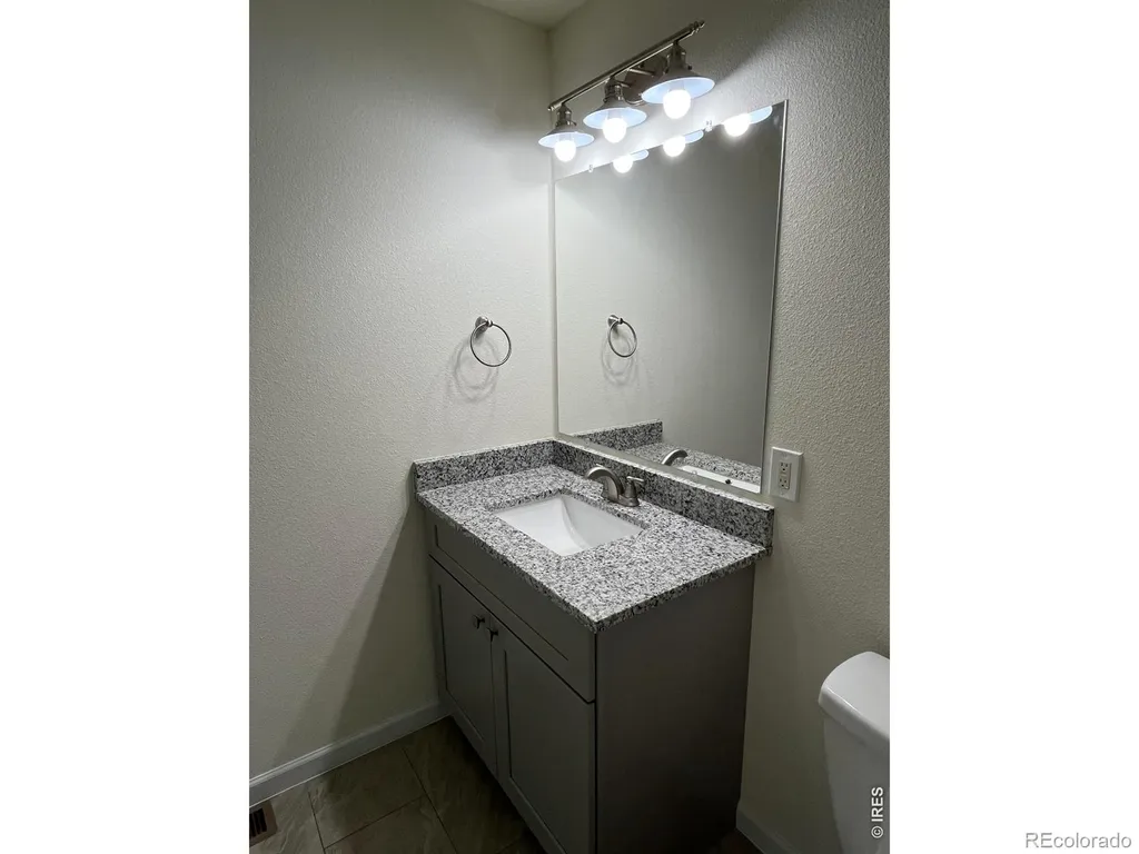 2305 Apple Street Longmont CO 80504