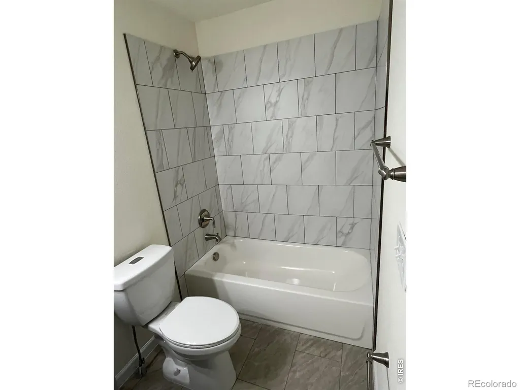 2305 Apple Street Longmont CO 80504