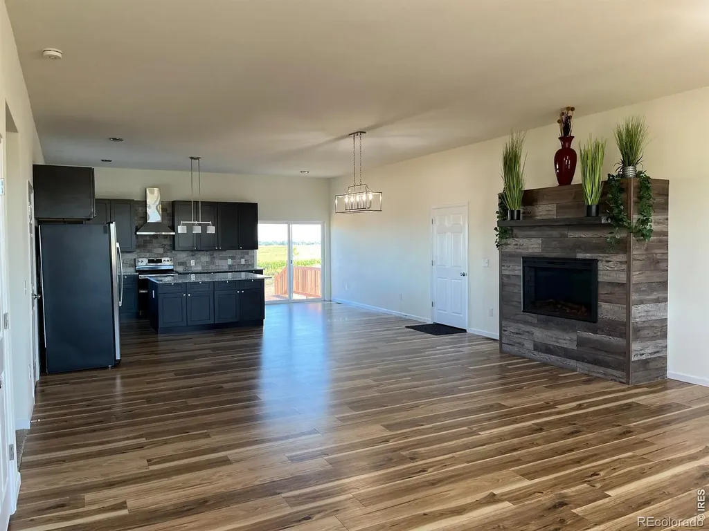 2305 Apple Street Longmont CO 80504