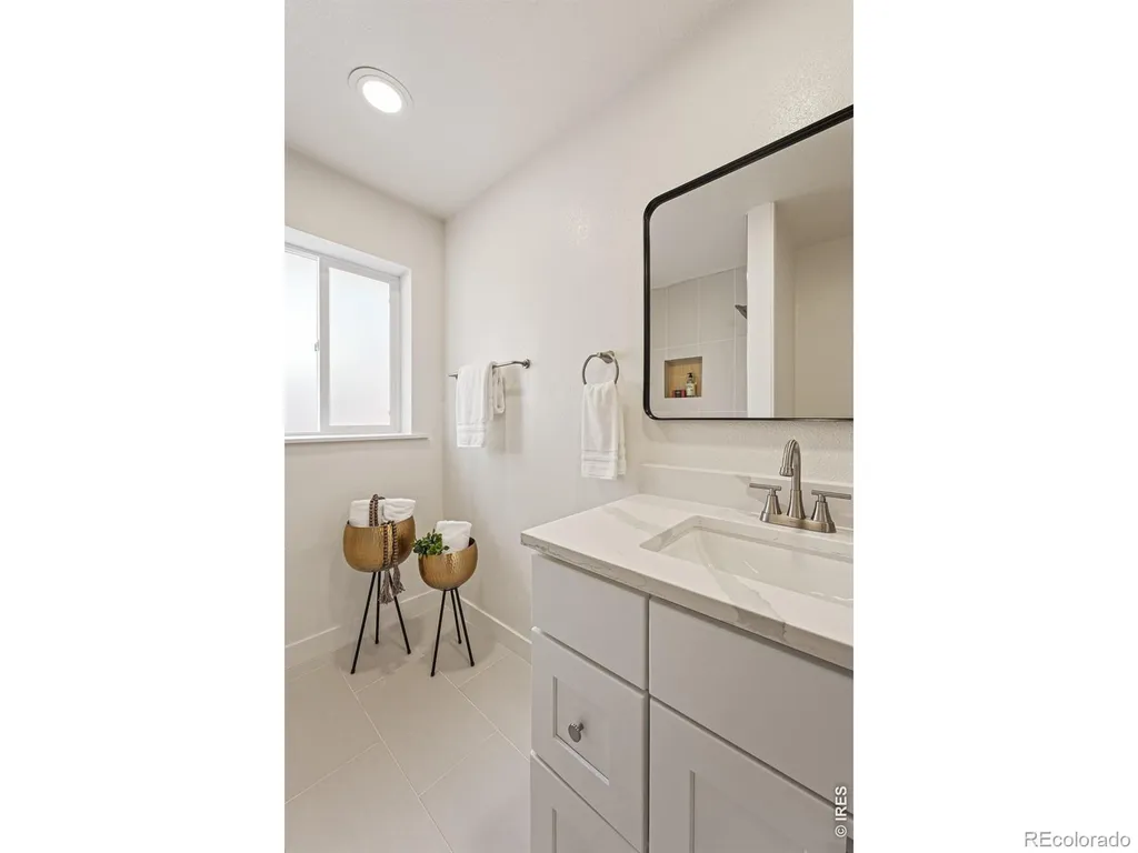 2739 W 39th Avenue Denver CO 80211