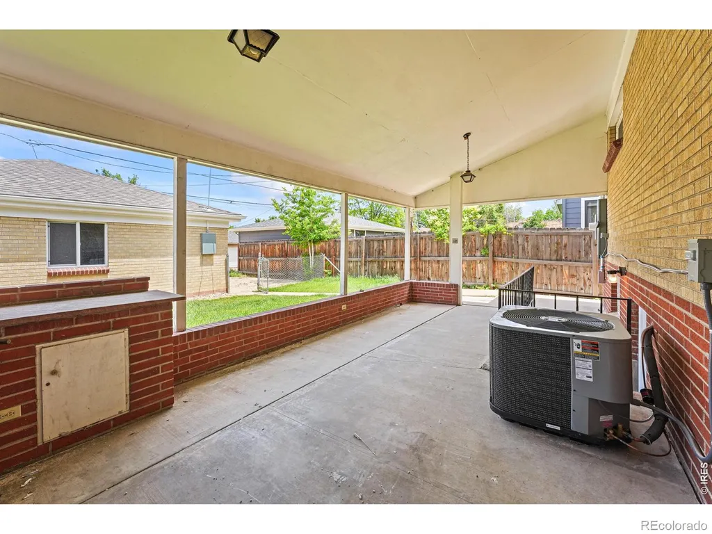 2739 W 39th Avenue Denver CO 80211