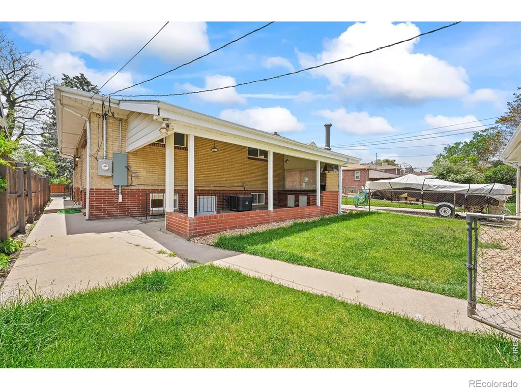 2739 W 39th Avenue Denver CO 80211