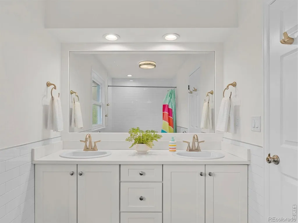 10467 E Ida Avenue Greenwood Village CO 80111