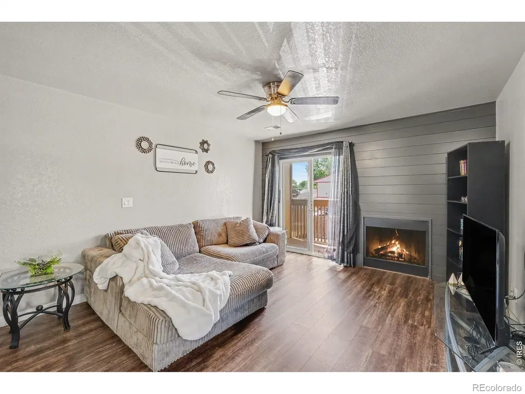225 E 8th Avenue Longmont CO 80504