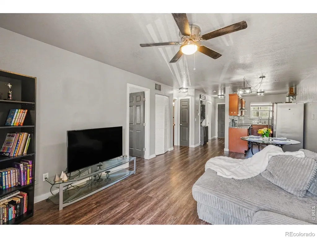 225 E 8th Avenue Longmont CO 80504