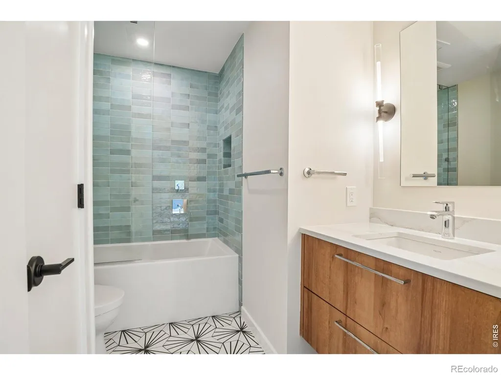 405 Oakwood Place Boulder CO 80304