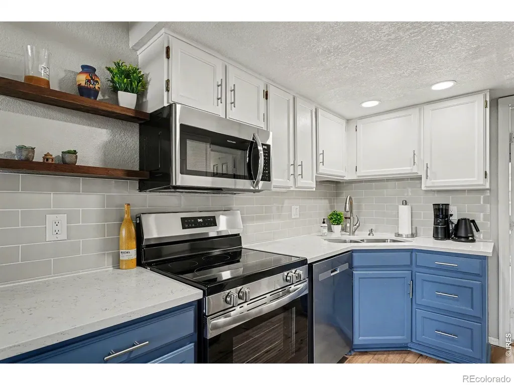 1885 S Quebec Way Denver CO 80231
